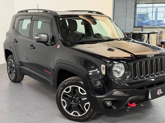 JEEP RENEGADE 2.0 16V TURBO DIESEL TRAILHAWK 4P 4X4 AUTOMÁTICO